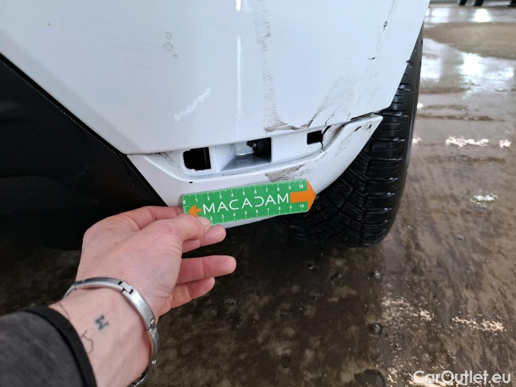  Renault  Clio  IV Air MediaNav 1.5 dCi 75CV BVM5 E6 #39