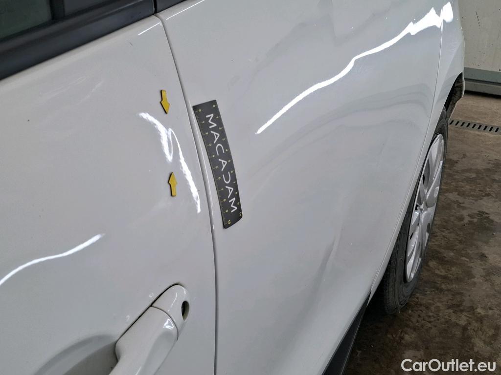  Renault  Clio  IV Air MediaNav 1.5 dCi 90CV BVM5 E6 #12