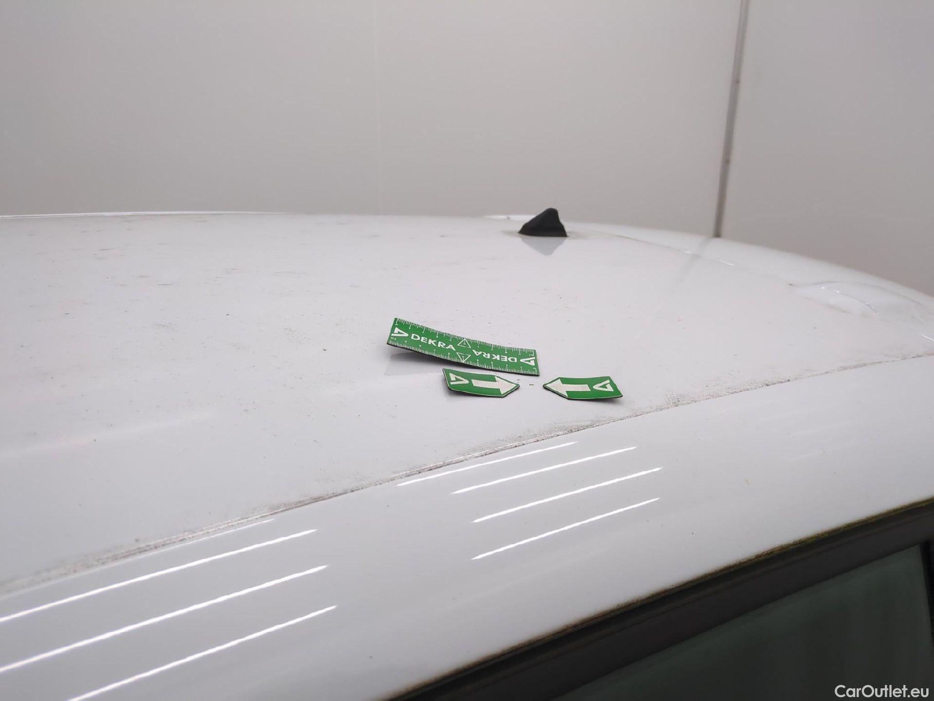  Renault  Clio RENAULT  Société VU 5p Berline Air Medianav dCi 75 - 18 #26