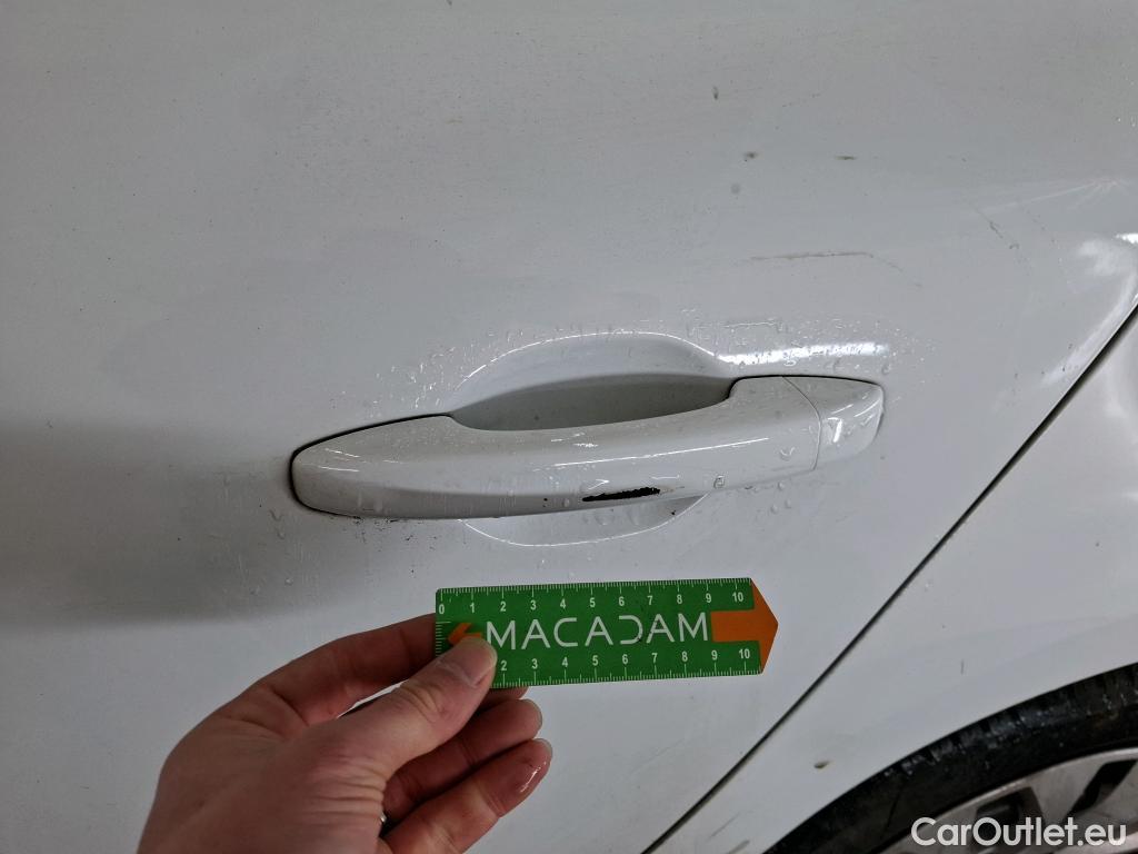  Renault  Megane  IV Berline 5pt. Société Air Nav 1.5 dCi 90CV BVM6 E6 #54