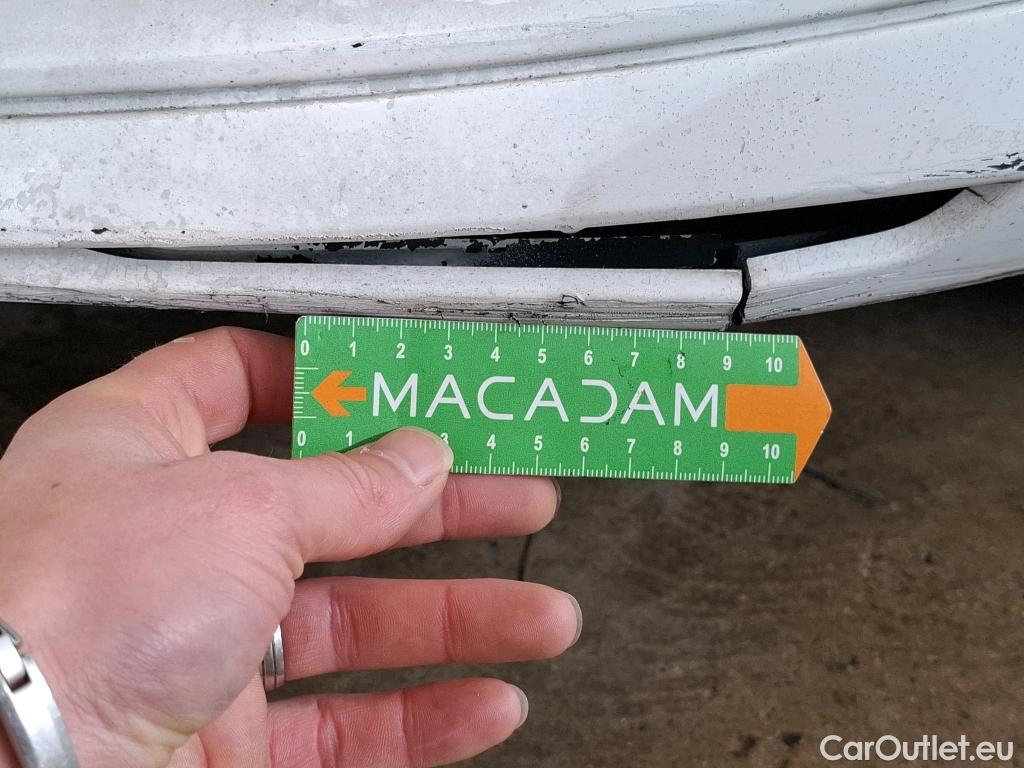  Renault  Megane  IV Berline 5pt. Société Air Nav 1.5 dCi 90CV BVM6 E6 #8