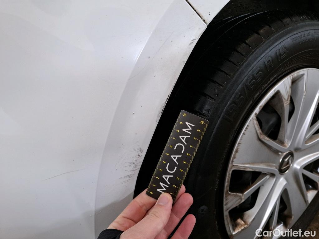  Renault  Megane  IV Berline 5pt. Société Air Nav 1.5 dCi 90CV BVM6 E6 #14