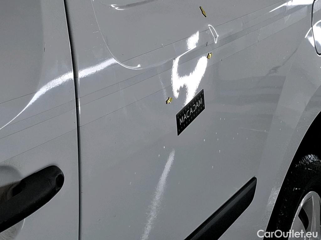  Renault  Kangoo RENAULT  Express / 2013 / 4P / Fourgonnette Extra R-Link dCi 75 #3