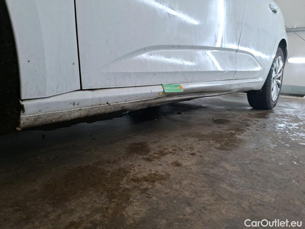  Renault  Megane  IV Berline 5pt. Société Air Nav 1.5 dCi 90CV BVM6 E6 #1