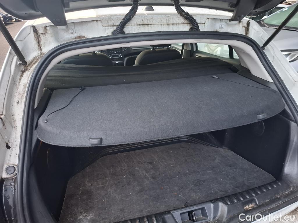  Renault  Megane  IV Berline 5pt. Société Air Nav 1.5 dCi 90CV BVM6 E6 #59