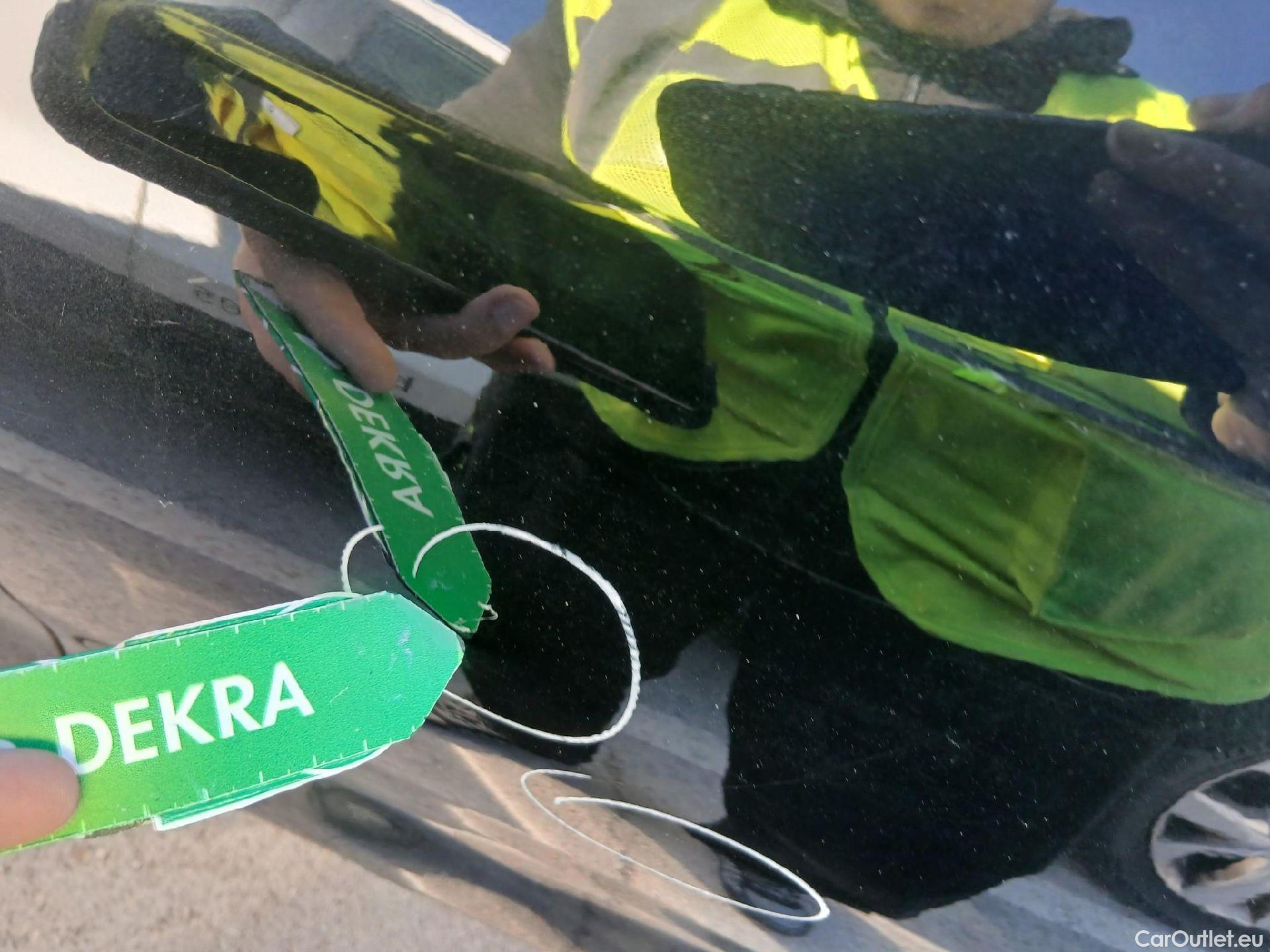  Bmw  X2 BMW  sDrive18i Impulse Steptronic Techo Solar #8