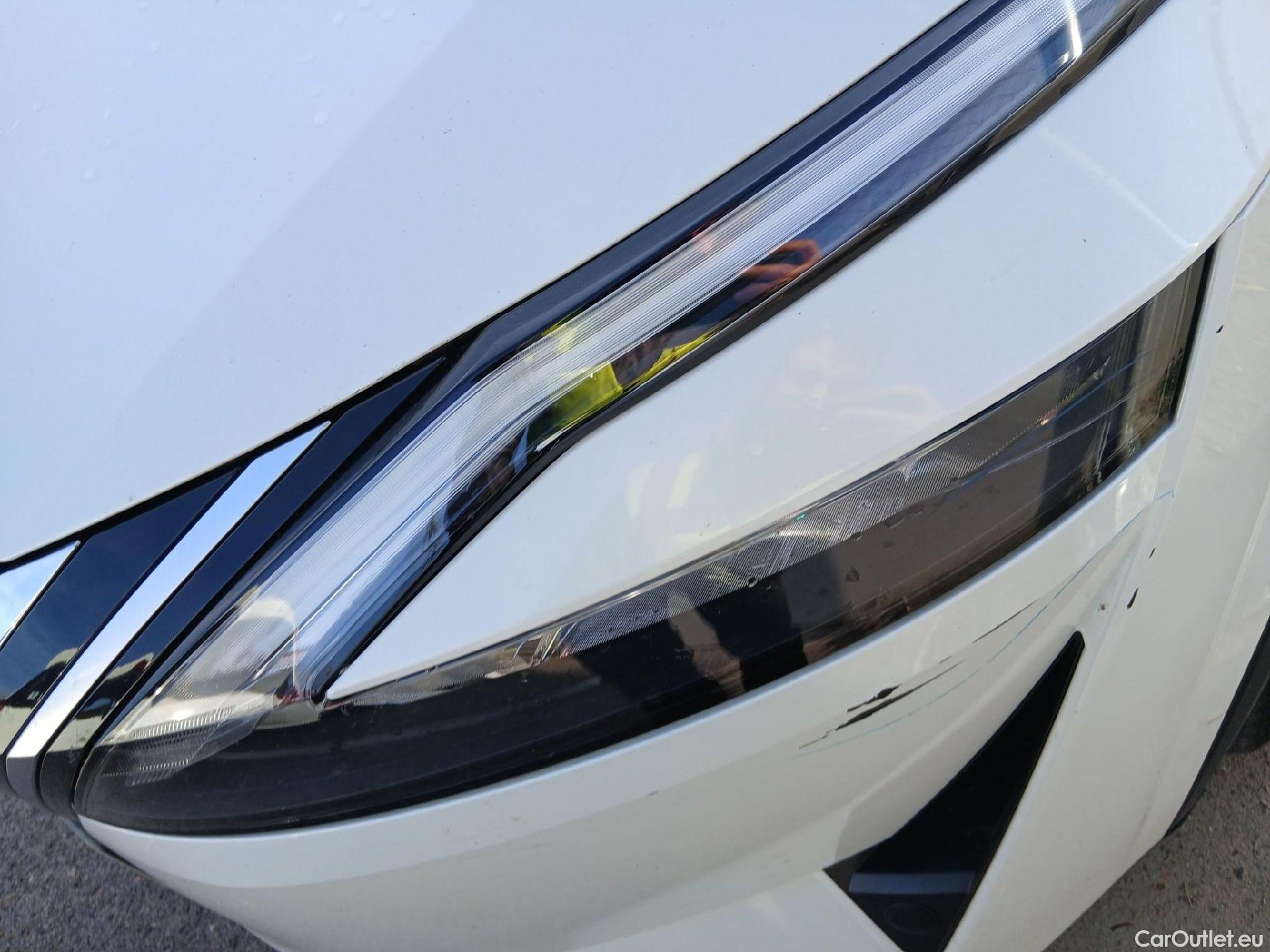  Nissan  Qashqai NISSAN  / 2021 / 5P / todoterreno DIG-T 116kW (158CV) mHEV Xtronic Acenta (AC2) #4