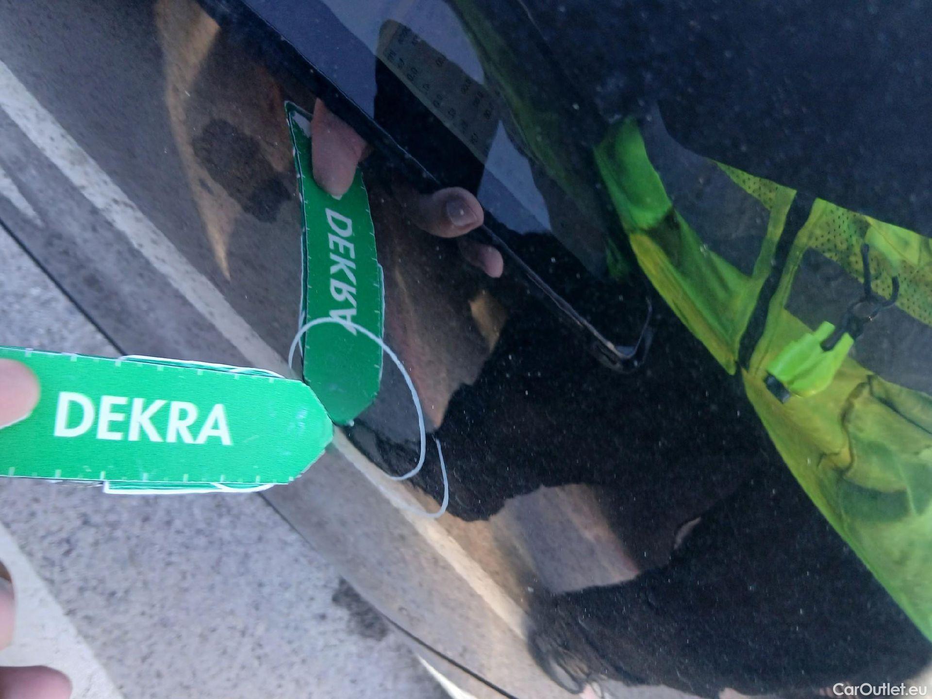  Bmw  X2 BMW  sDrive18i Impulse Steptronic Techo Solar #24