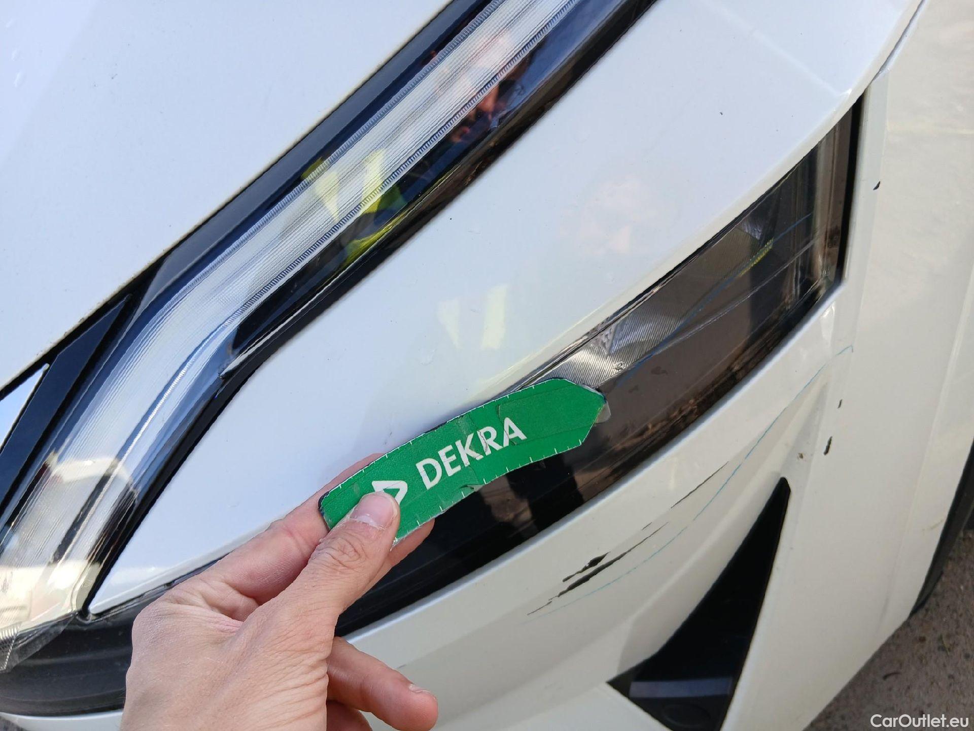  Nissan  Qashqai NISSAN  / 2021 / 5P / todoterreno DIG-T 116kW (158CV) mHEV Xtronic Acenta (AC2) #3