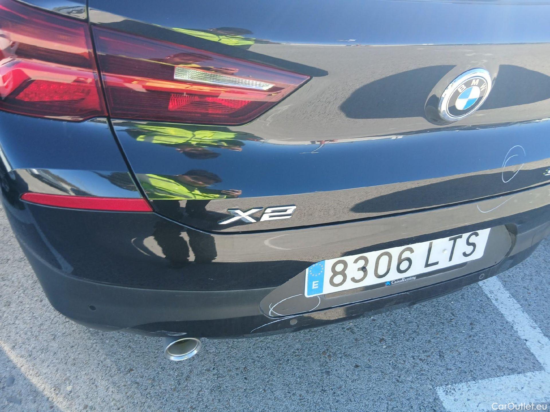  Bmw  X2 BMW  sDrive18i Impulse Steptronic Techo Solar #17