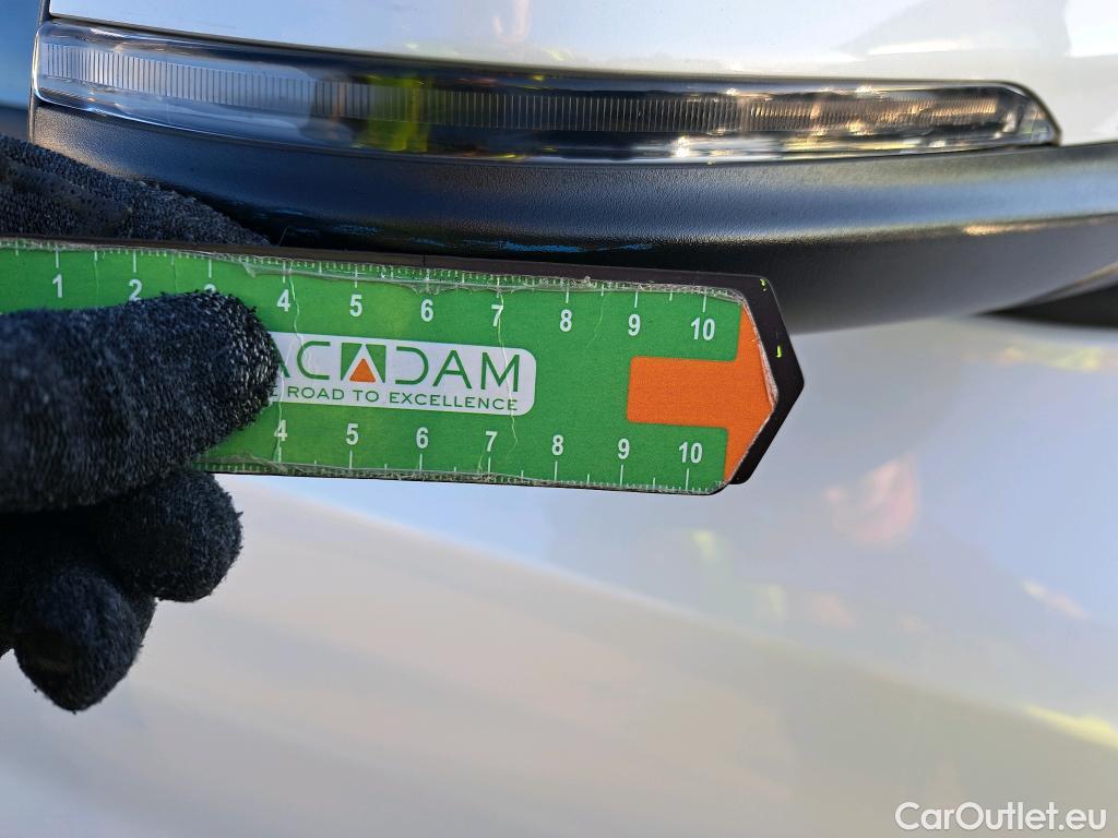  Bmw  X2 BMW  sDrive18i Advantage Steptronic Techo Solar #32