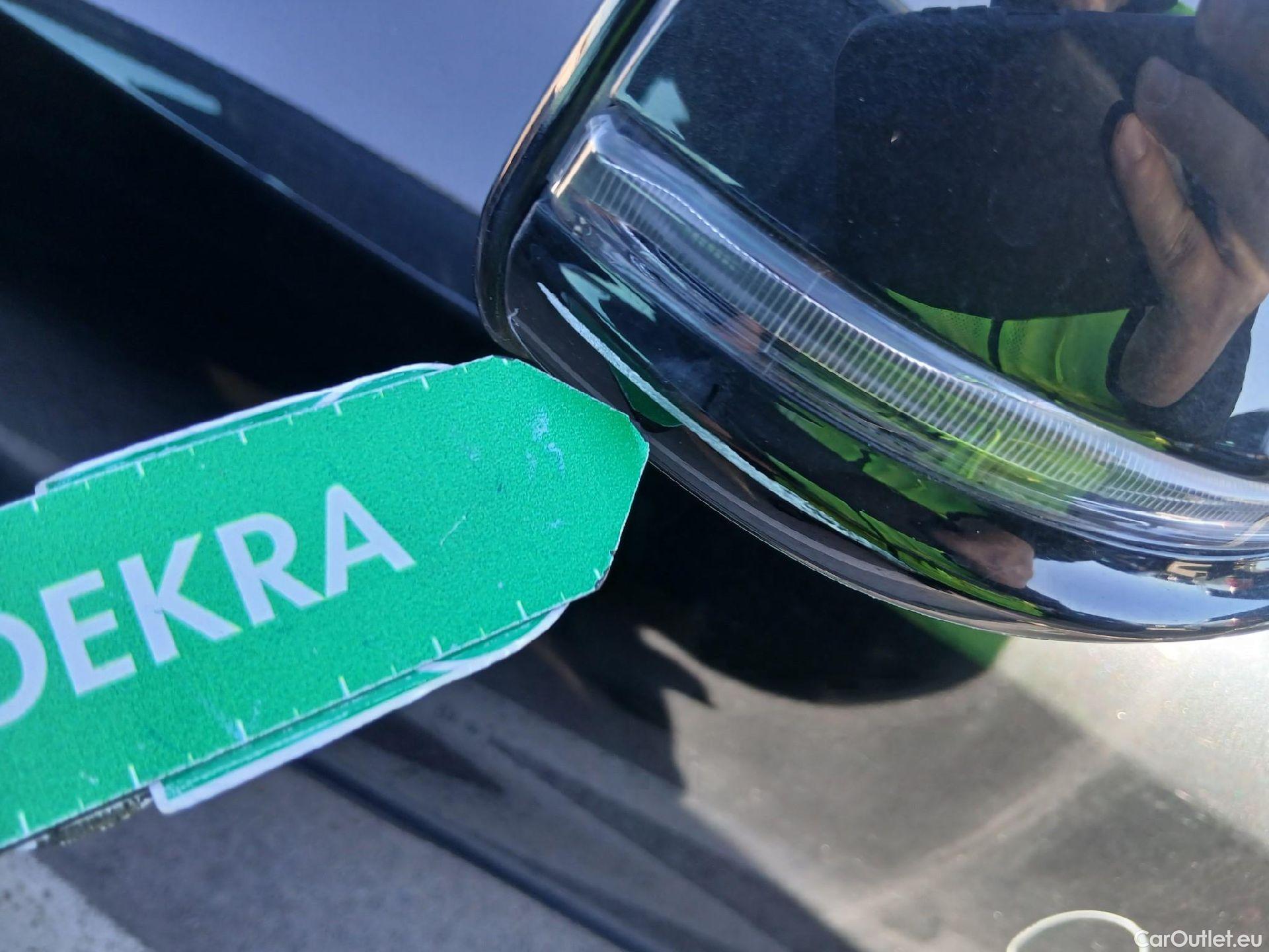  Bmw  X2 BMW  sDrive18i Impulse Steptronic Techo Solar #26