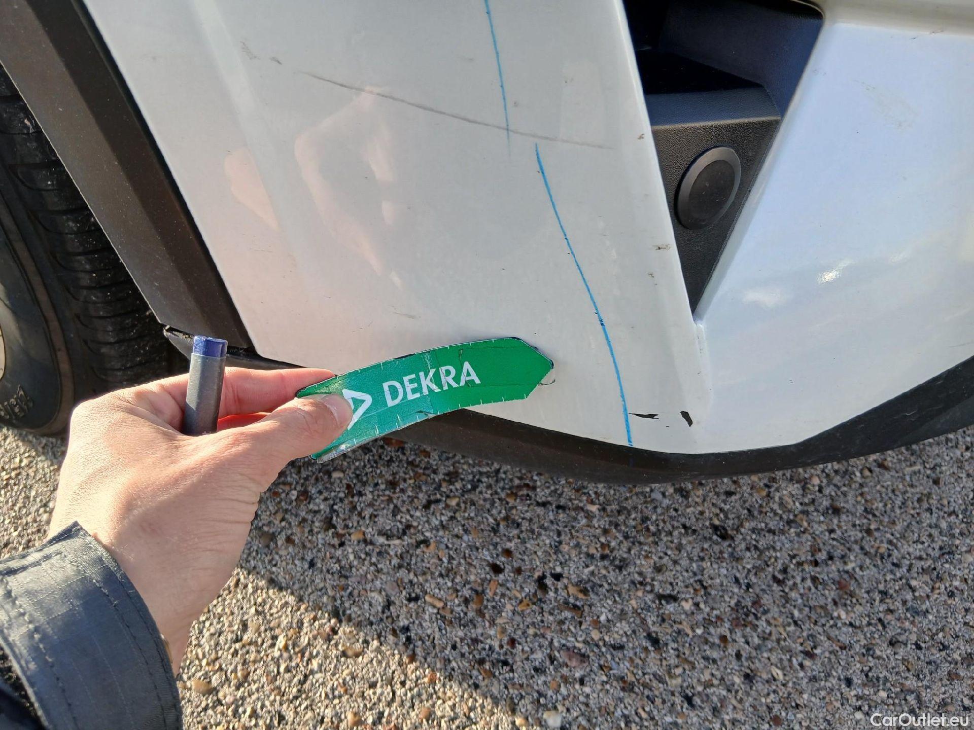  Nissan  Qashqai NISSAN  / 2021 / 5P / todoterreno DIG-T 116kW (158CV) mHEV Xtronic Acenta (AC2) #1