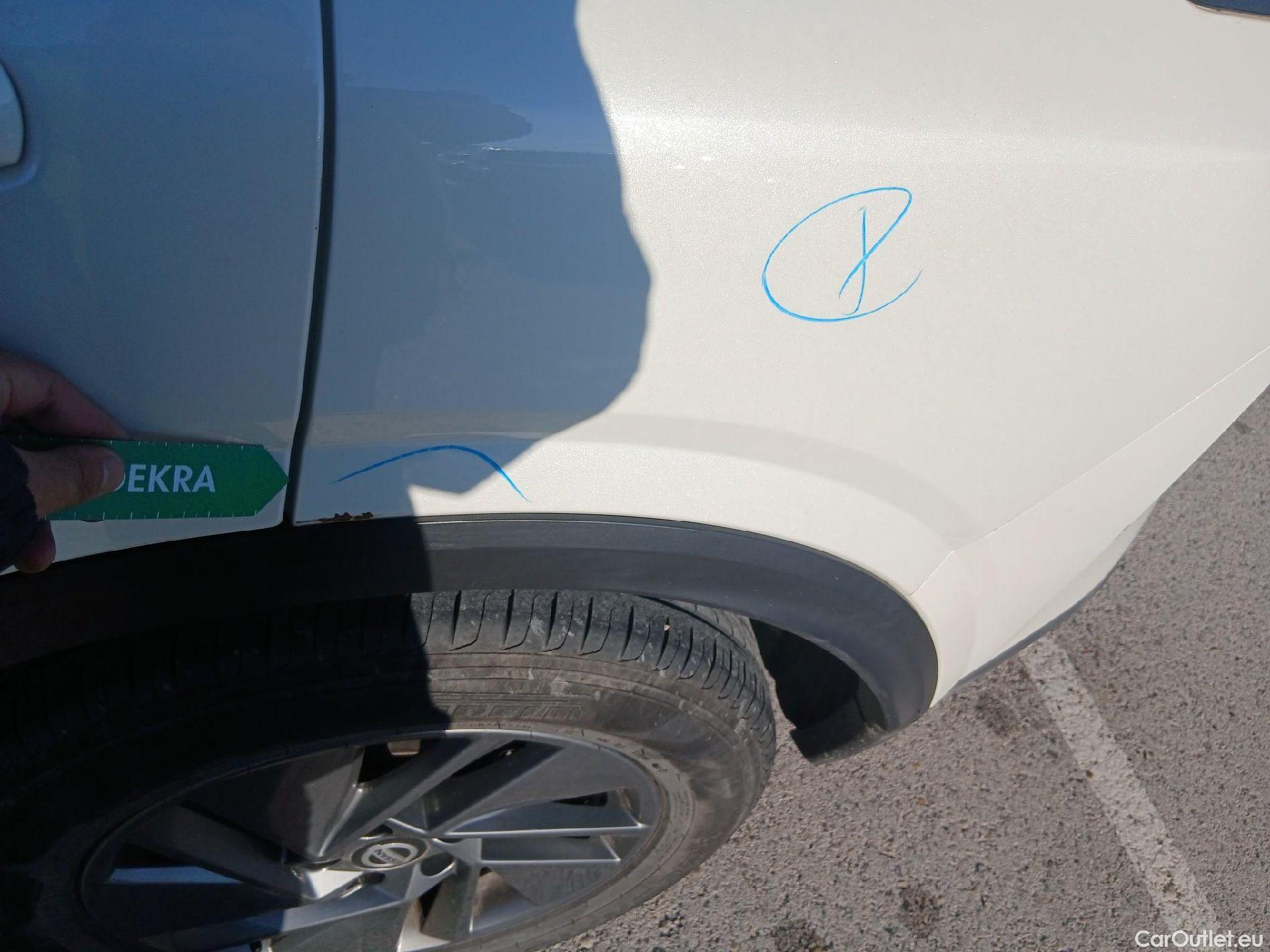  Nissan  Qashqai NISSAN  / 2021 / 5P / todoterreno DIG-T 116kW (158CV) mHEV Xtronic Acenta (AC2) #17