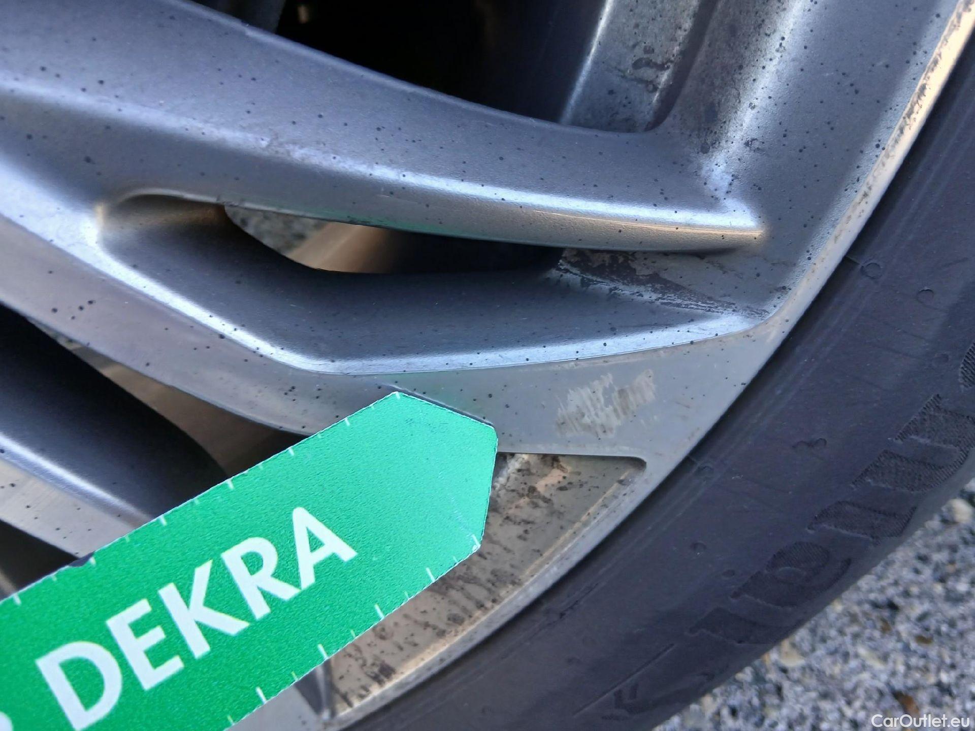  Bmw  X2 BMW  sDrive18i (CX3) #31