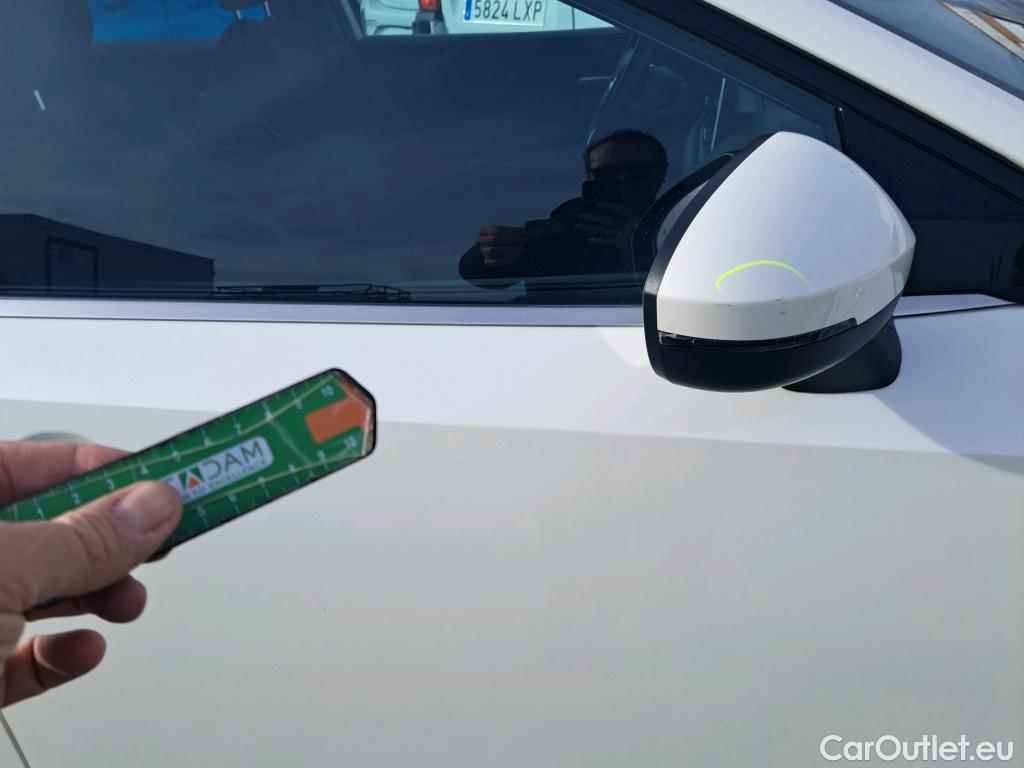  Nissan  Qashqai NISSAN  / 2021 / 5P / todoterreno DIG-T 116kW (158CV) mHEV Xtronic Acenta (AC2) #33