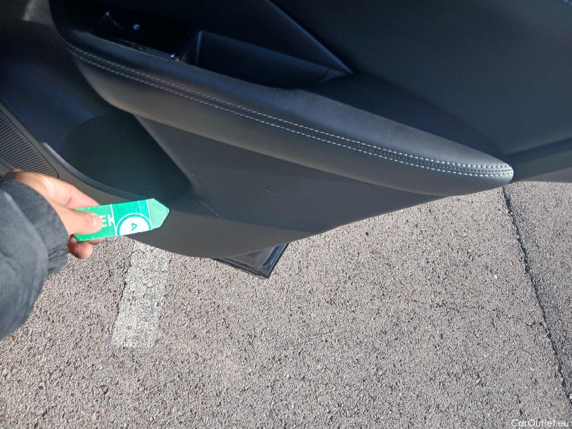  Nissan  Qashqai NISSAN  / 2021 / 5P / todoterreno DIG-T 116kW (158CV) mHEV Xtronic Acenta (AC) #2