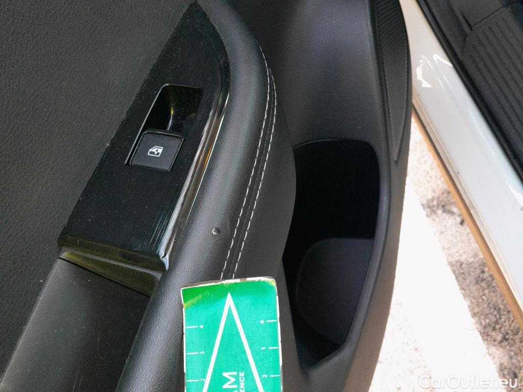  Nissan  Qashqai NISSAN  / 2021 / 5P / todoterreno DIG-T 116kW (158CV) mHEV Xtronic Acenta #2