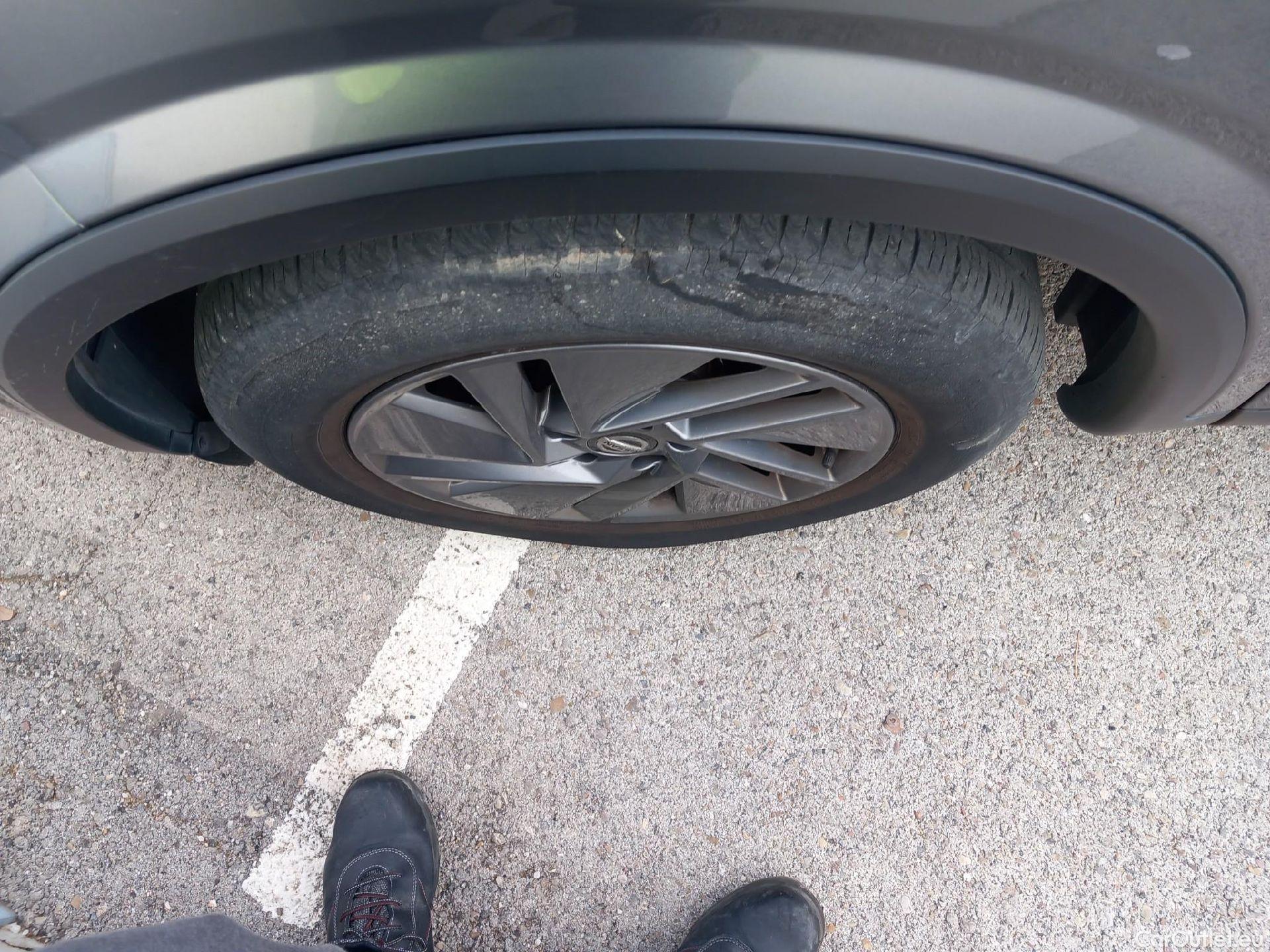  Nissan  Qashqai NISSAN  / 2021 / 5P / todoterreno DIG-T 116kW (158CV) mHEV Xtronic Acenta (AC) #4