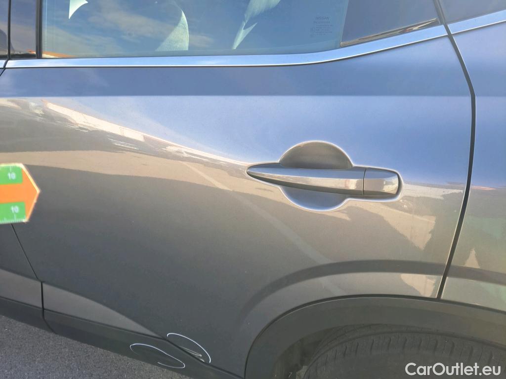  Nissan  Qashqai NISSAN  / 2021 / 5P / todoterreno DIG-T 116kW (158CV) mHEV Xtronic Acenta (AC) #3