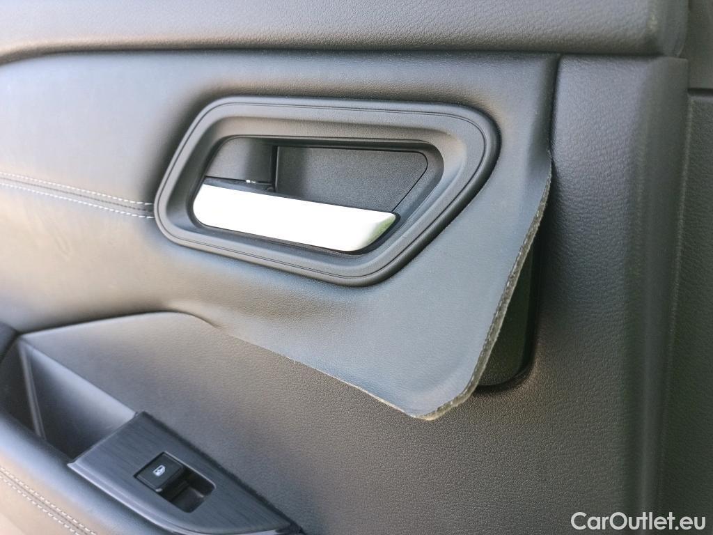  Nissan  Qashqai NISSAN  / 2021 / 5P / todoterreno DIG-T 116kW (158CV) mHEV Xtronic Acenta (AC2) #19