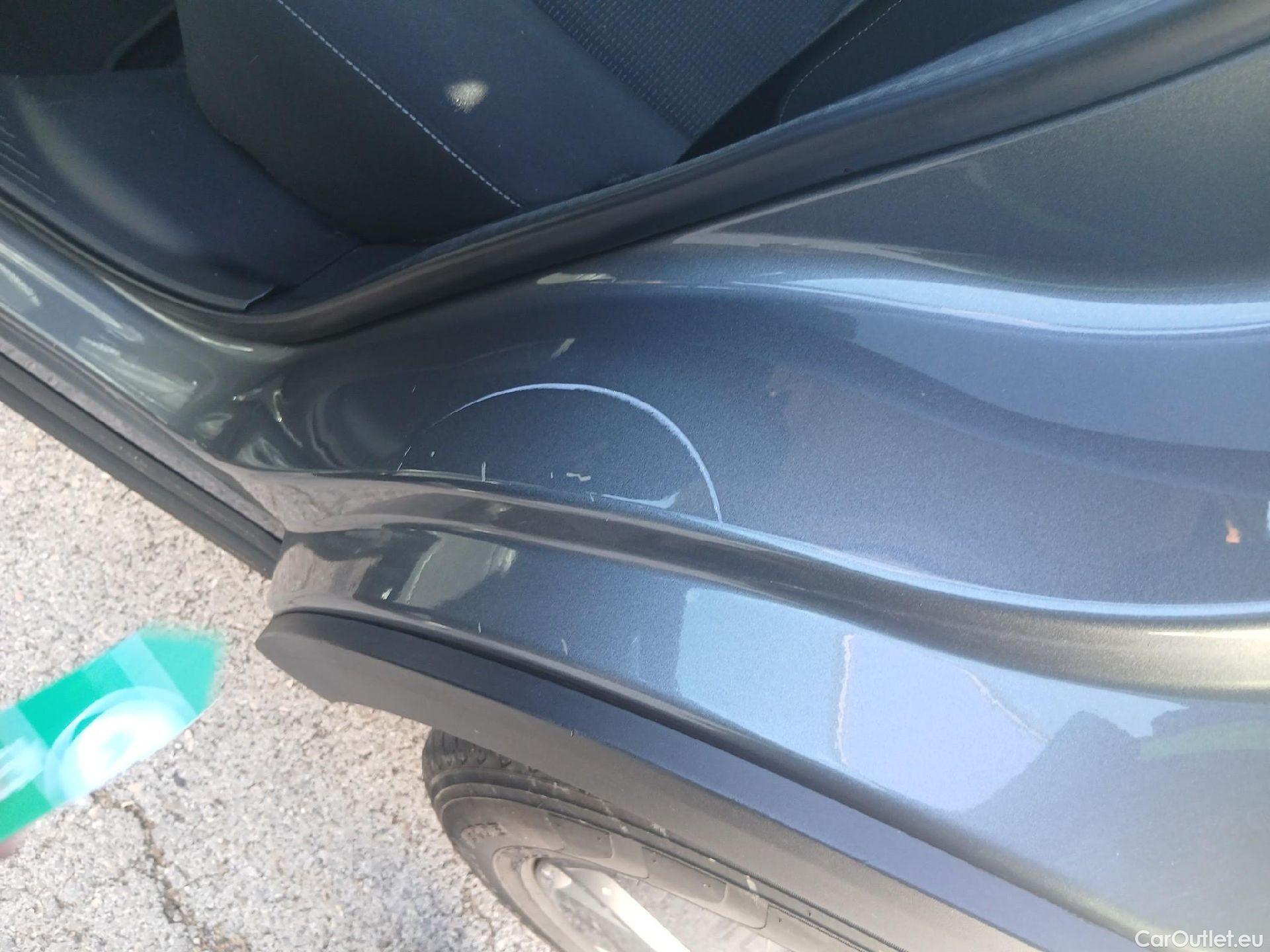  Nissan  Qashqai NISSAN  / 2021 / 5P / todoterreno DIG-T 116kW (158CV) mHEV Xtronic Acenta (AC) #23