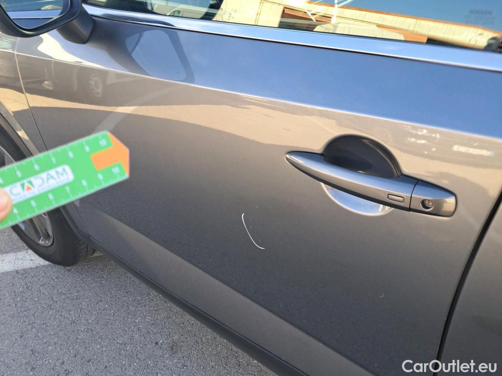  Nissan  Qashqai NISSAN  / 2021 / 5P / todoterreno DIG-T 116kW (158CV) mHEV Xtronic Acenta (AC) #12