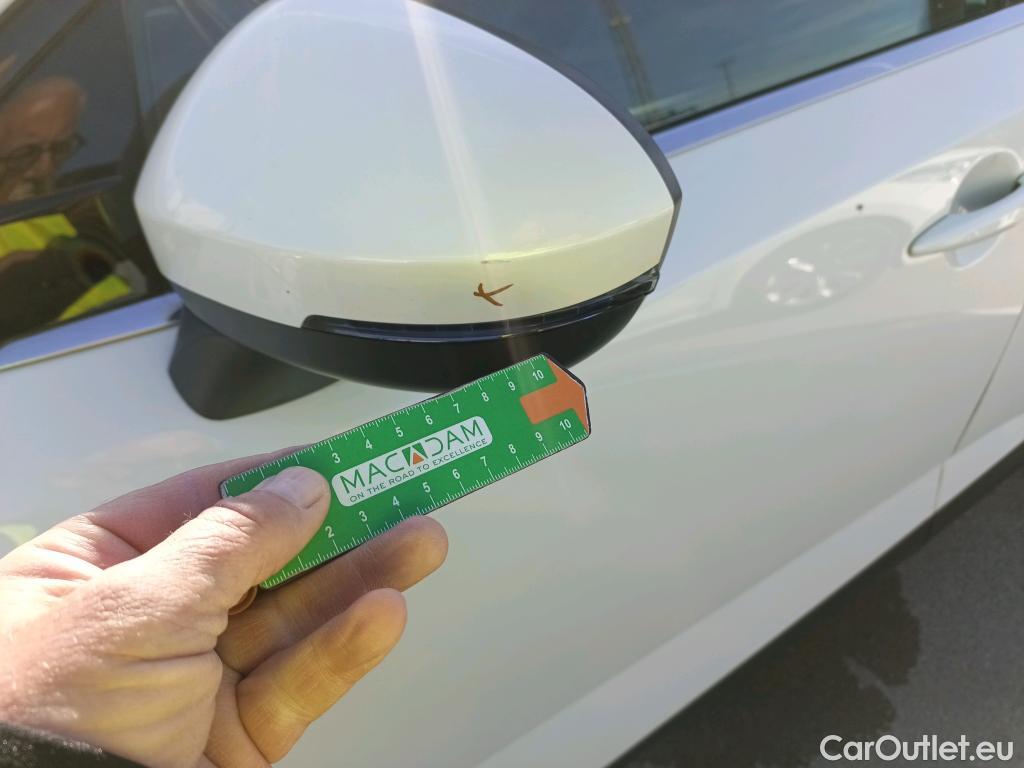  Nissan  Qashqai NISSAN  / 2021 / 5P / todoterreno DIG-T 116kW (158CV) mHEV Xtronic Acenta (AC2) #26