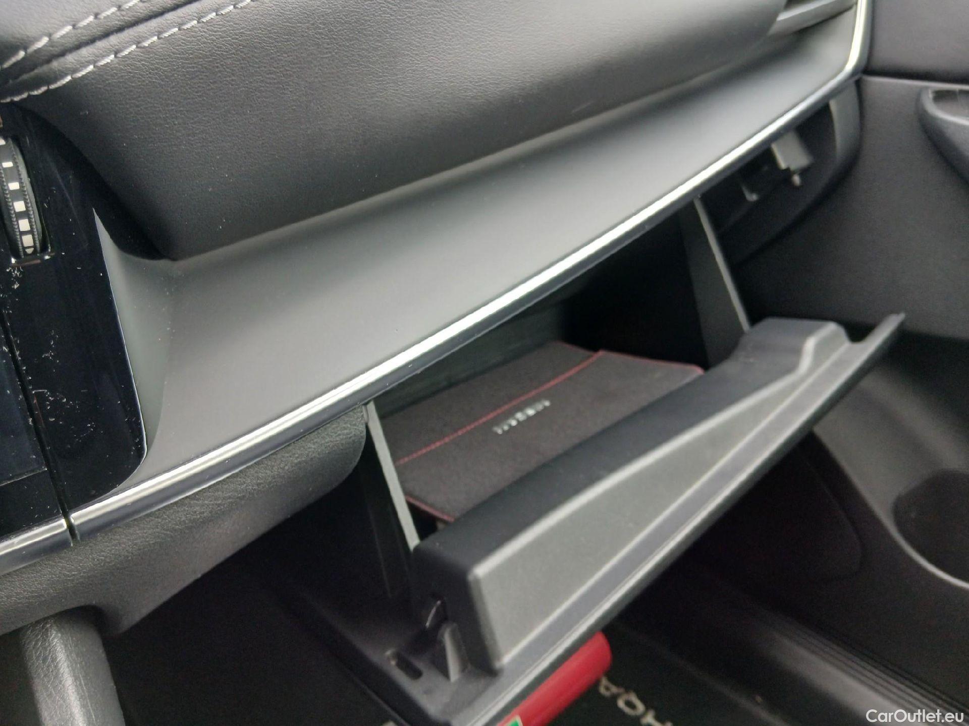  Nissan  Qashqai NISSAN  / 2021 / 5P / todoterreno DIG-T 116kW (158CV) mHEV Xtronic Acenta (AC) #3