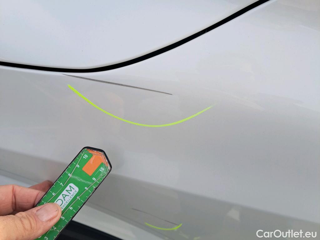  Nissan  Qashqai NISSAN  / 2021 / 5P / todoterreno DIG-T 116kW (158CV) mHEV Xtronic Acenta (AC2) #28