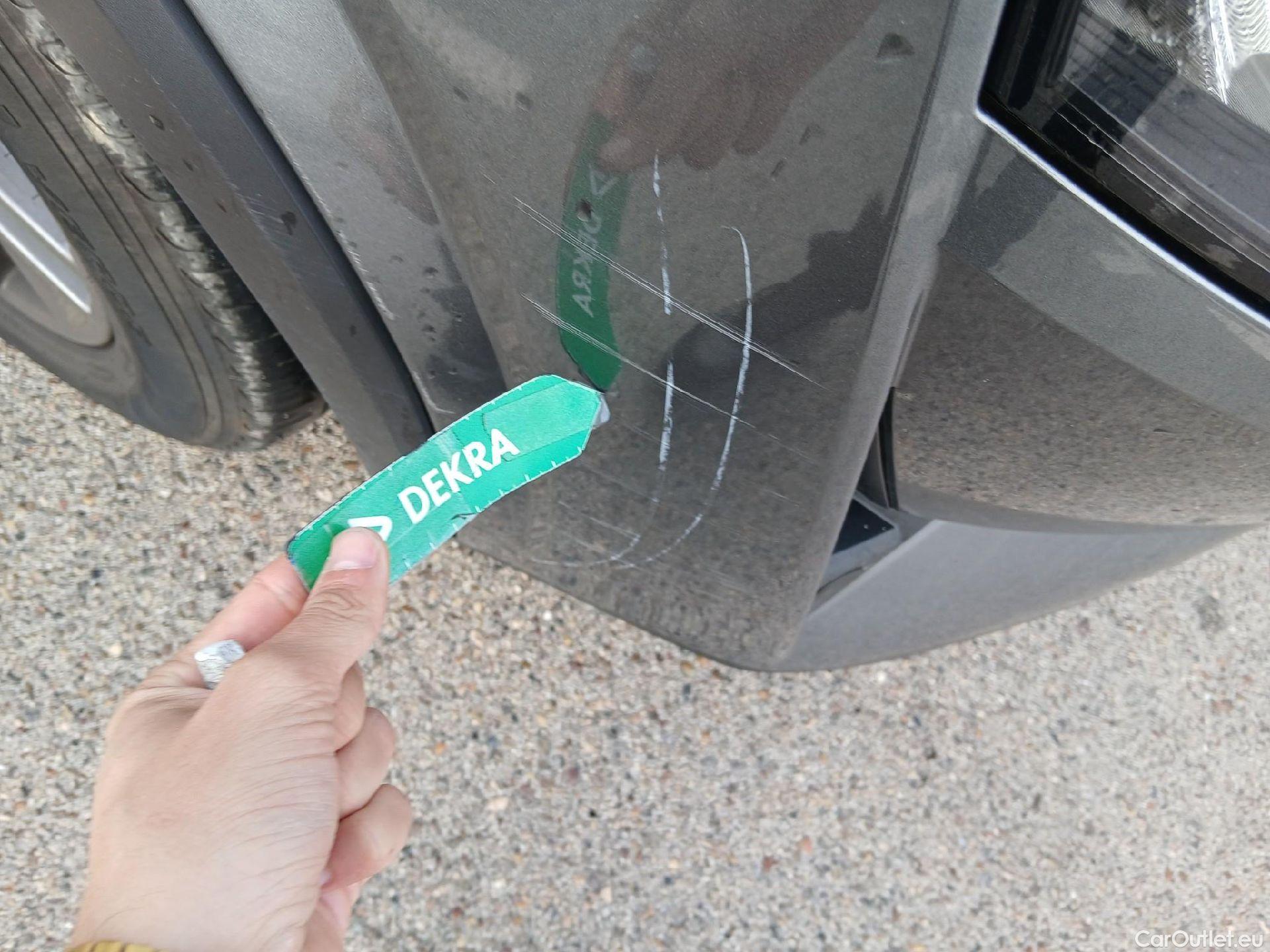  Nissan  Qashqai NISSAN  / 2021 / 5P / todoterreno DIG-T 116kW (158CV) mHEV Xtronic Acenta (AC) #5