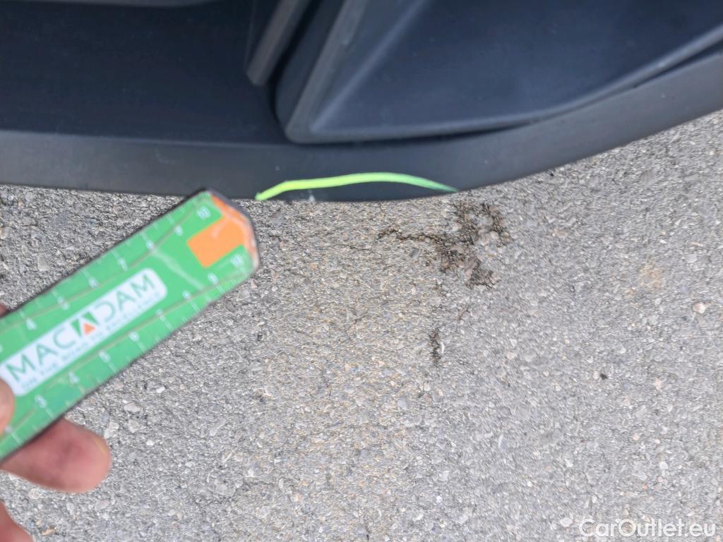  Nissan  Qashqai NISSAN  / 2021 / 5P / todoterreno DIG-T 116kW (158CV) mHEV Xtronic Acenta (AC2) #9