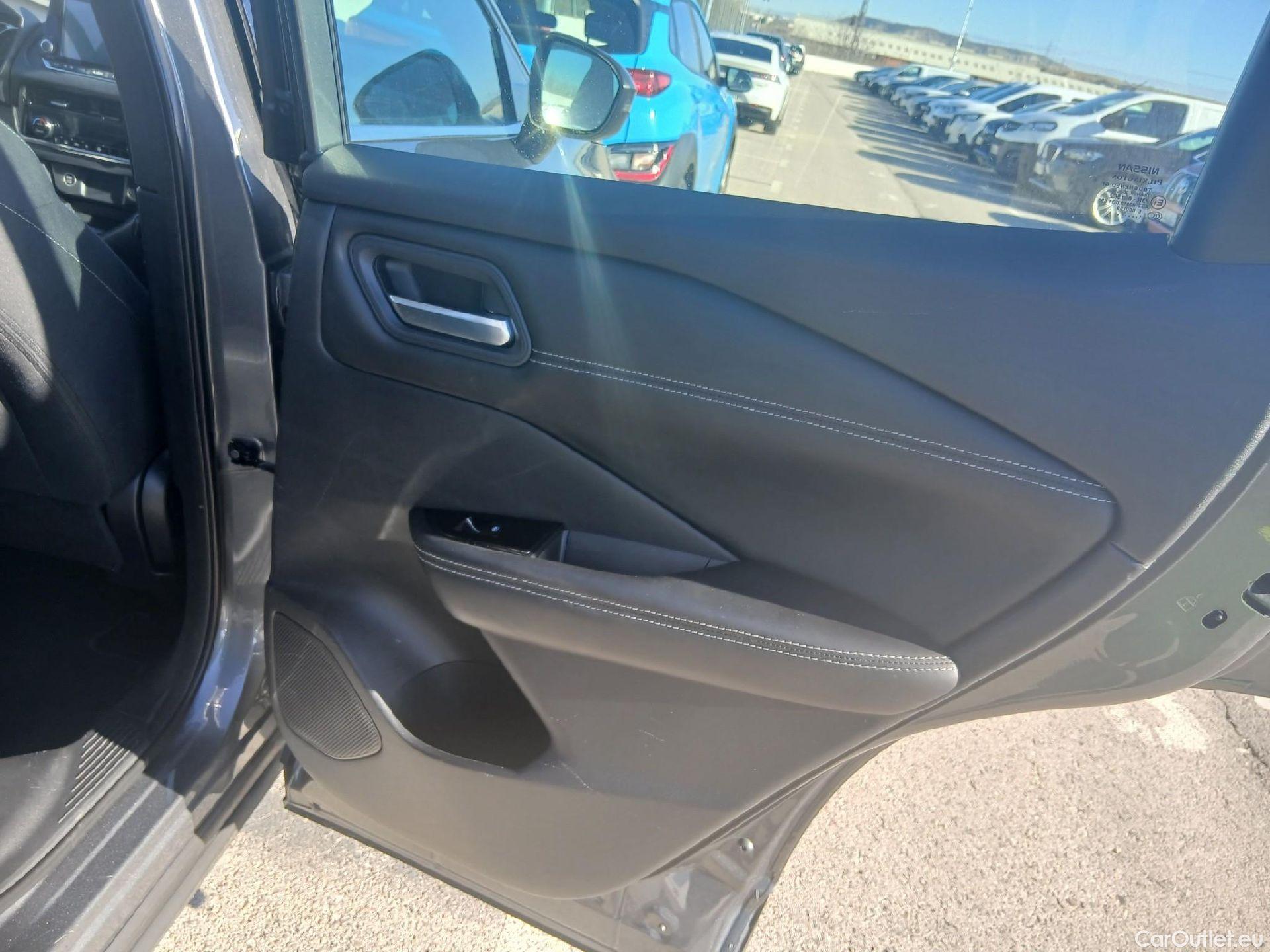  Nissan  Qashqai NISSAN  / 2021 / 5P / todoterreno DIG-T 116kW (158CV) mHEV Xtronic Acenta (AC) #1