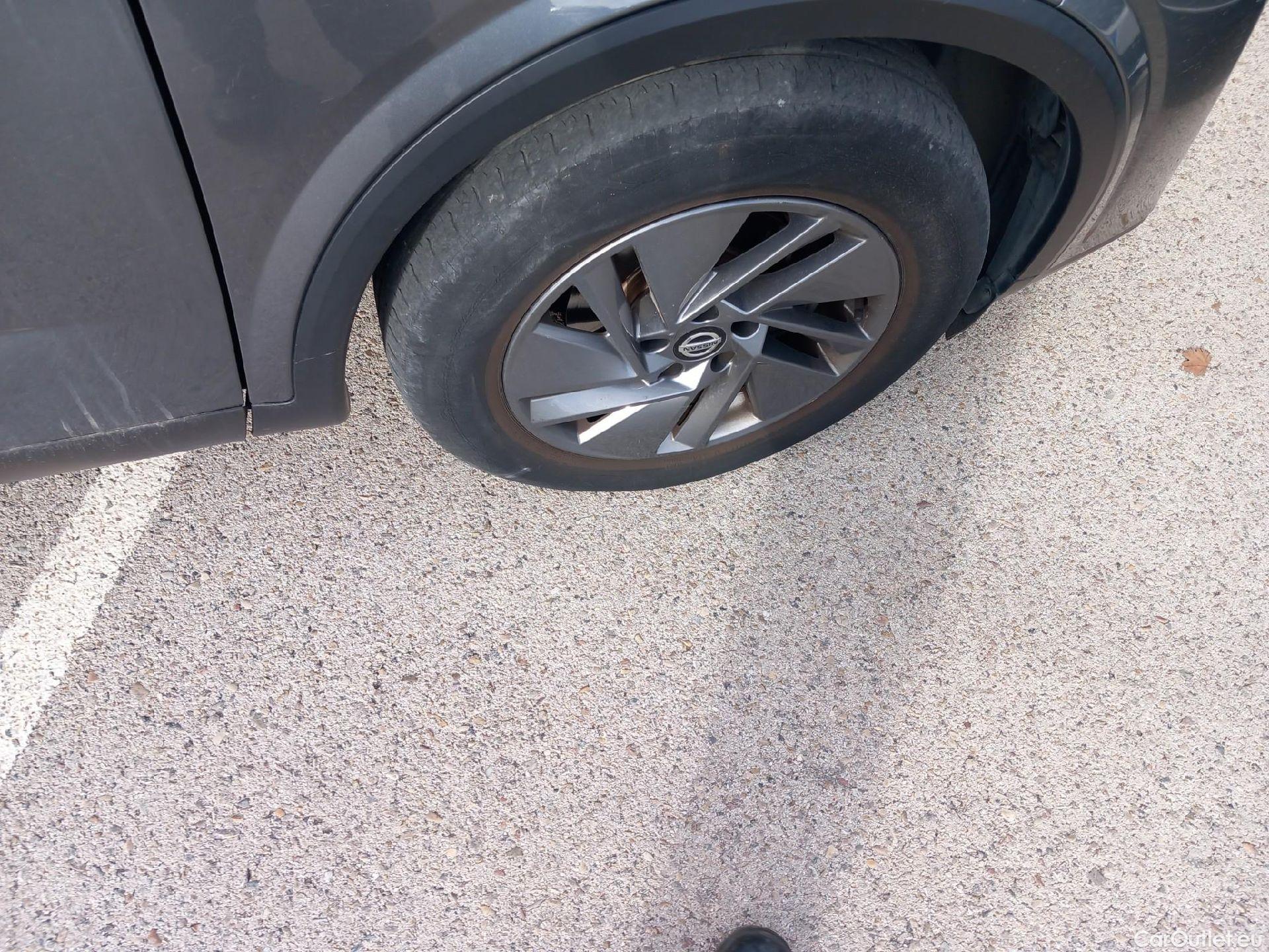  Nissan  Qashqai NISSAN  / 2021 / 5P / todoterreno DIG-T 116kW (158CV) mHEV Xtronic Acenta (AC) #19