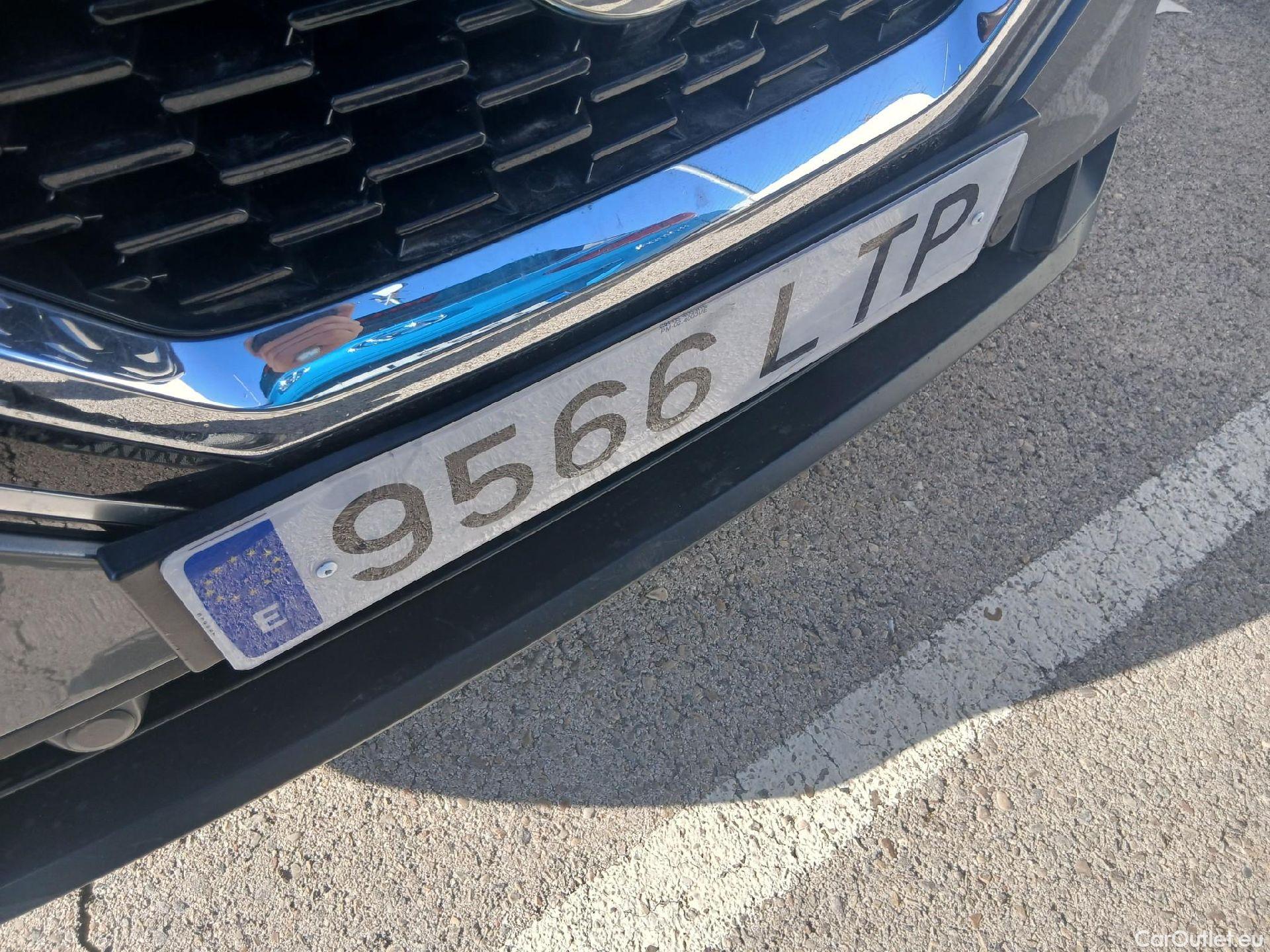  Nissan  Qashqai NISSAN  / 2021 / 5P / todoterreno DIG-T 116kW (158CV) mHEV Xtronic Acenta (AC) #14