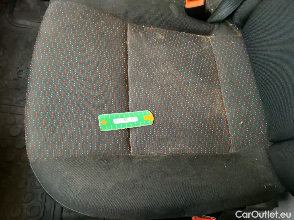  Peugeot  Boxer PEUGEOT  / 2014 / 4P / Fourgon tôlé BlueHDi 140 S&S ASPHALT 330 L2H2 #25