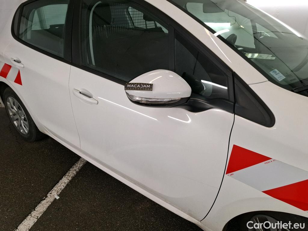  Peugeot  208  Affaire Premium Pack 1.2 80CV BVM5 E6dT #15