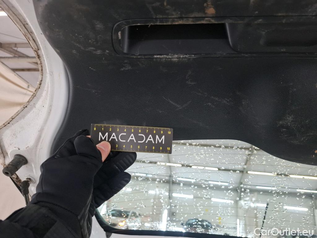  Citroen  C3  Société Feel 1.5 BlueHDI 100CV BVM6 E6d #18