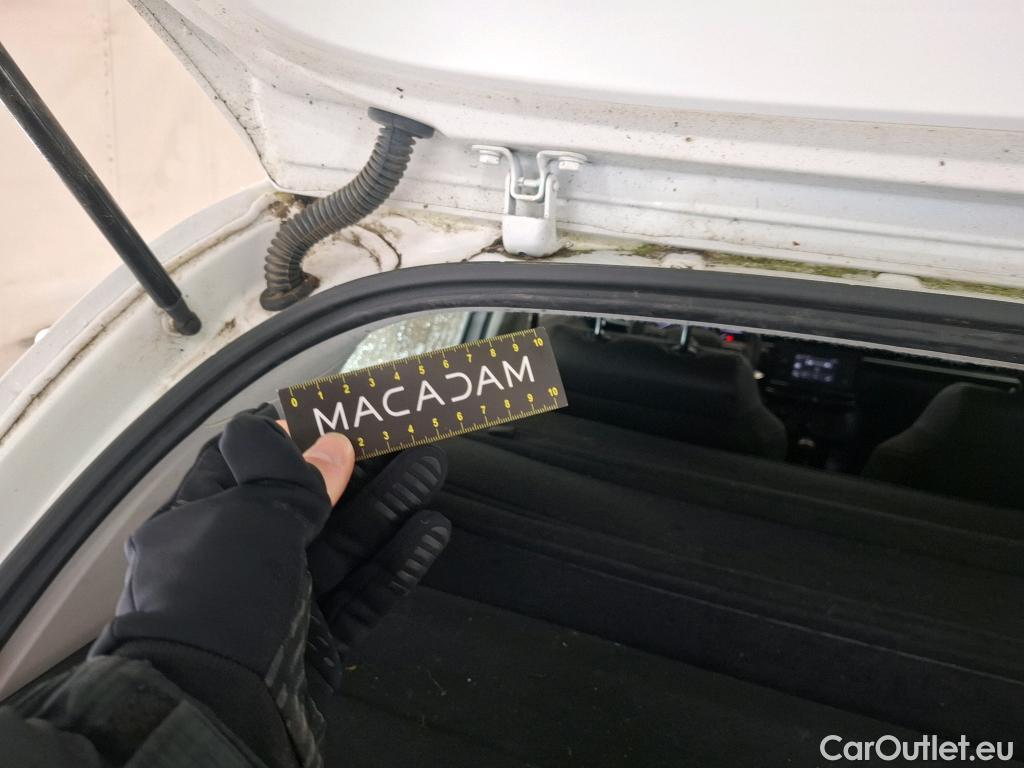  Citroen  C3  Société Feel 1.5 BlueHDI 100CV BVM6 E6d #31