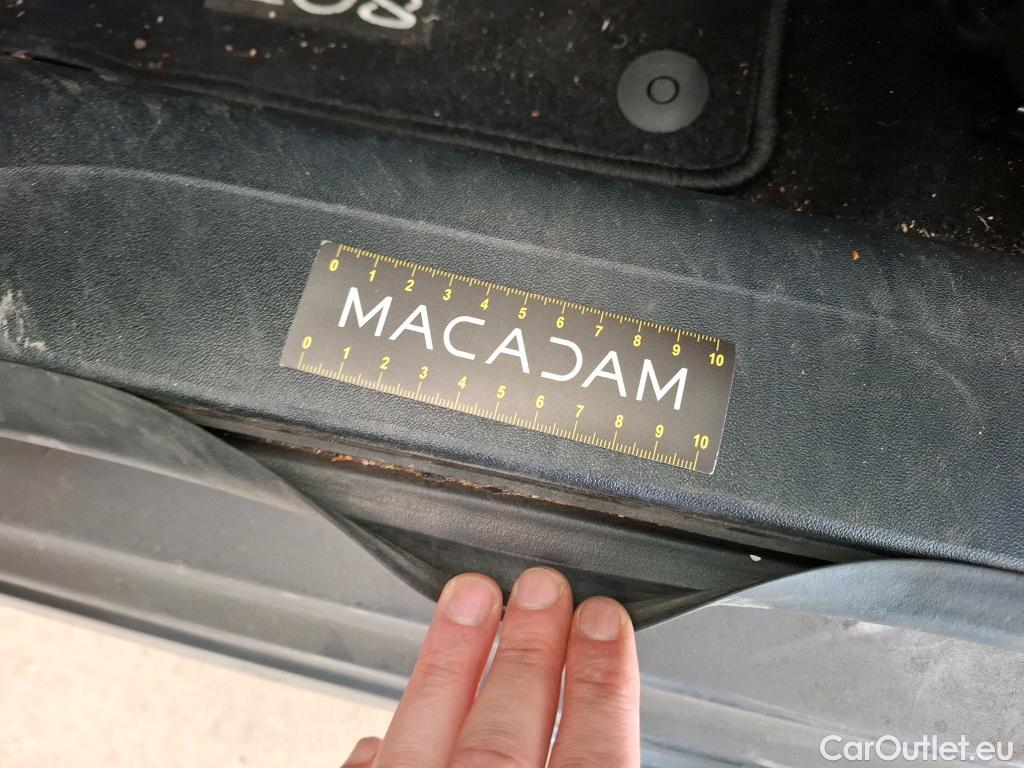  Peugeot  208  Affaire Premium Pack 1.2 80CV BVM5 E6dT #10