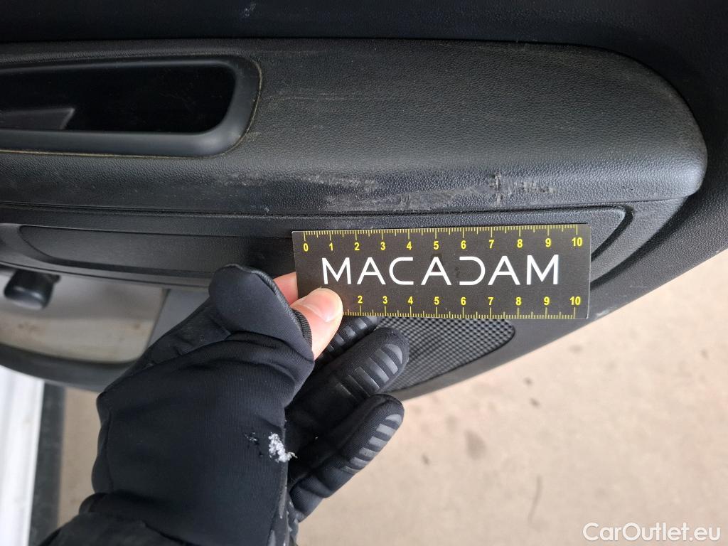  Citroen  C3  Société Feel 1.5 BlueHDI 100CV BVM6 E6d #6