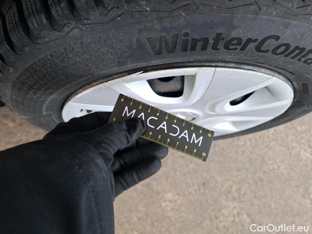  Renault  Clio  IV Air 0.9 TCe 75CV BVM5 E6 #21