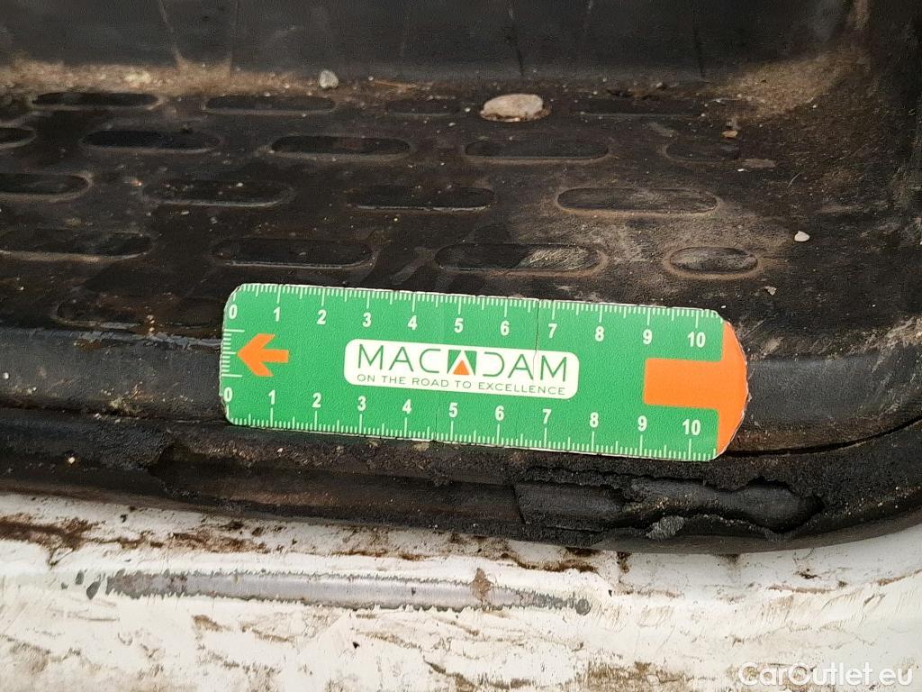  Peugeot  Boxer PEUGEOT  / 2014 / 4P / Fourgon tôlé BlueHDi 140 S&S ASPHALT 330 L2H2 #19