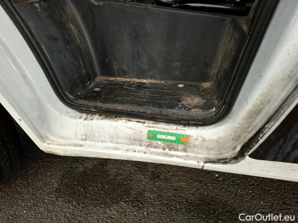  Peugeot  Boxer PEUGEOT  / 2014 / 4P / Fourgon tôlé BlueHDi 140 S&S ASPHALT 330 L2H2 #27