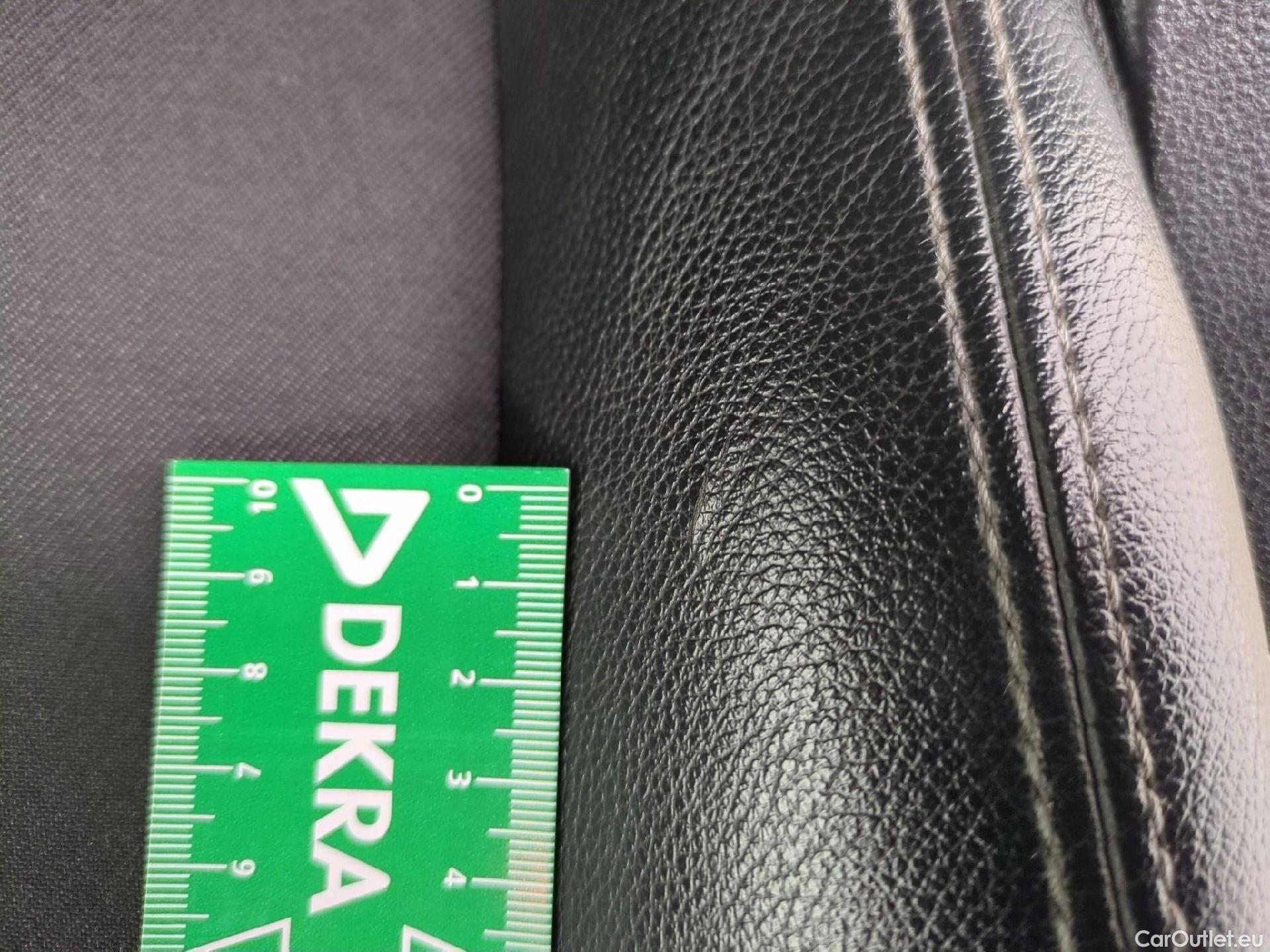  Renault  Kangoo RENAULT  / 2021 / 4P / Fourgonnette GD CONFORT - BLUE DCI 95 #2