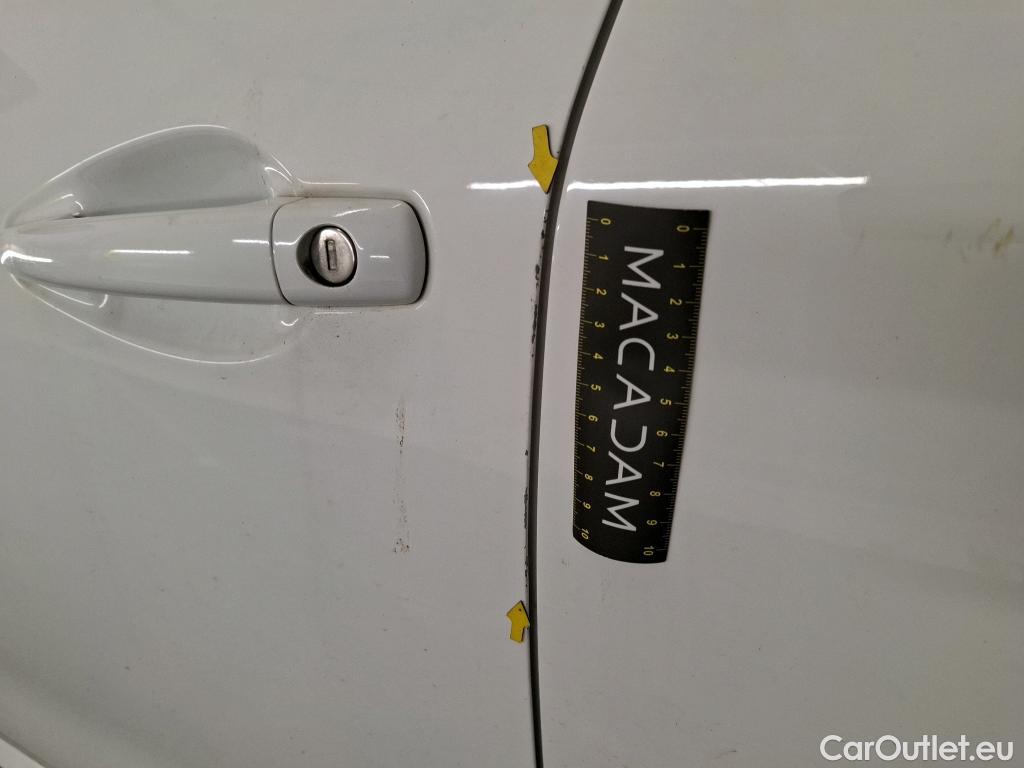  Peugeot  208  Affaire Premium Pack 1.2 80CV BVM5 E6dT #18