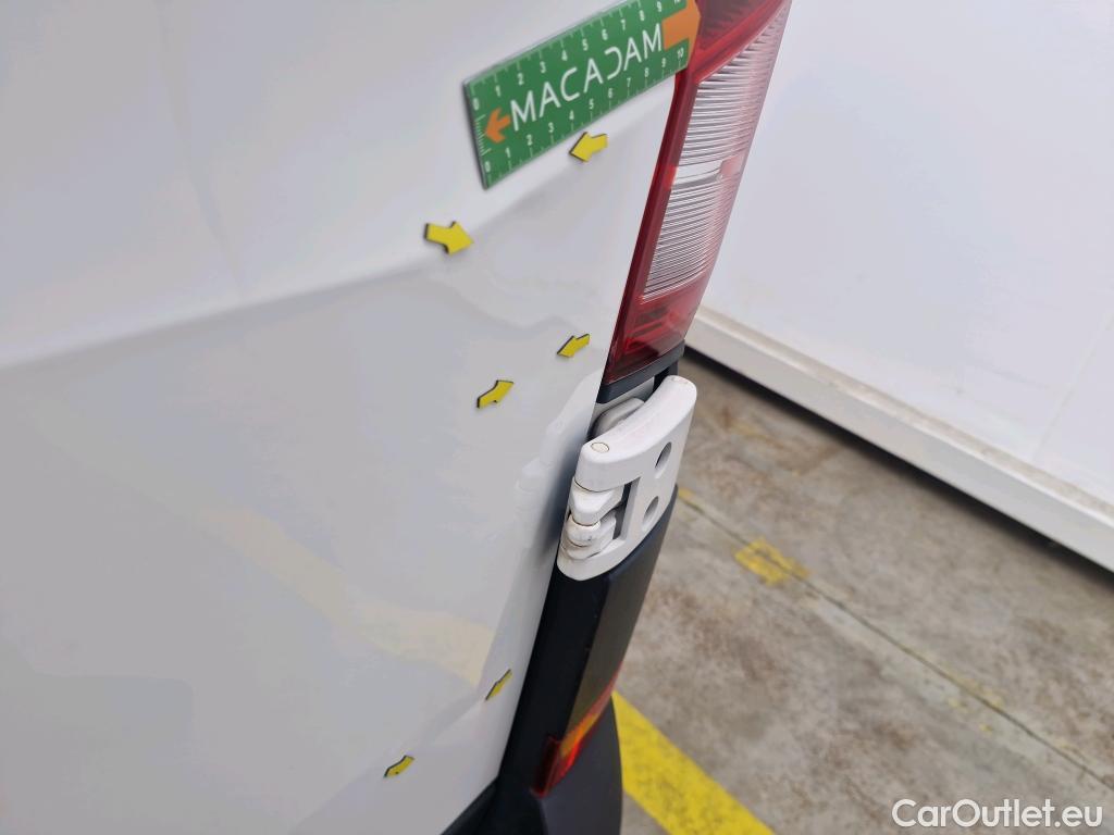  Volkswagen  Crafter  Fourgon e- 35 Fourgon mittellang Hochdach FWD 35kWh BVA #82