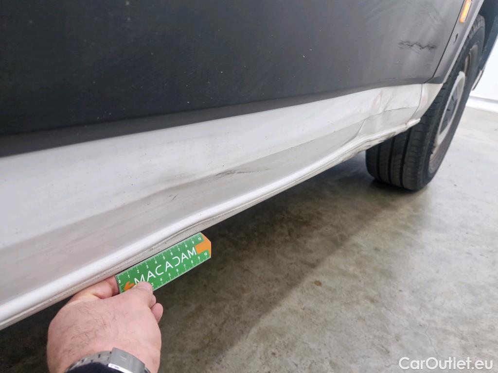  Volkswagen  Crafter  Fourgon e- 35 Fourgon mittellang Hochdach FWD 35kWh BVA #18