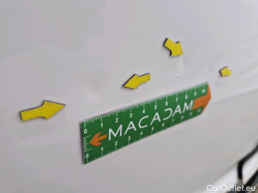  Volkswagen  Crafter  Fourgon e- 35 Fourgon mittellang Hochdach FWD 35kWh BVA #69