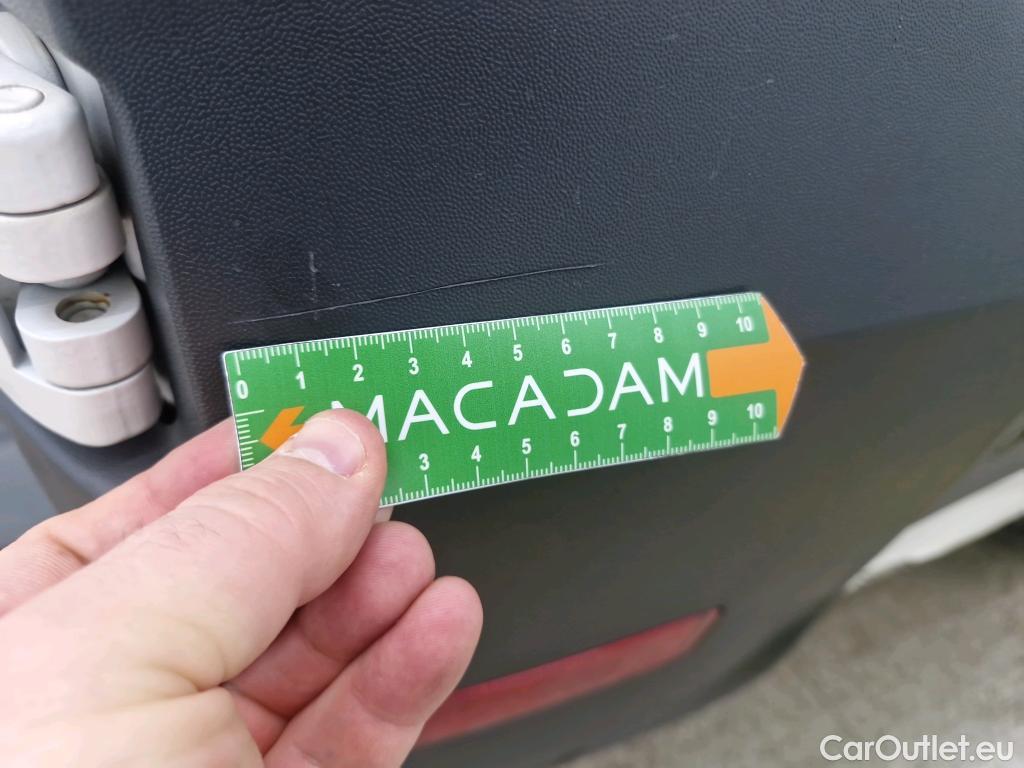  Volkswagen  Crafter  Fourgon e- 35 Fourgon mittellang Hochdach FWD 35kWh BVA #118